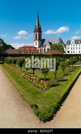 Prinz-Georg-Garten, jardin à l'arrière l'église Sainte Elisabeth, Darmstadt, Hesse, Germany, Europe Banque D'Images