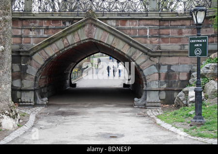 La grauwacke Arch dans Central Park, New York City, United States. Banque D'Images