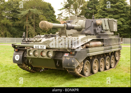 Un abbé 105mm canon automoteur utilisé par les forces britanniques Banque D'Images