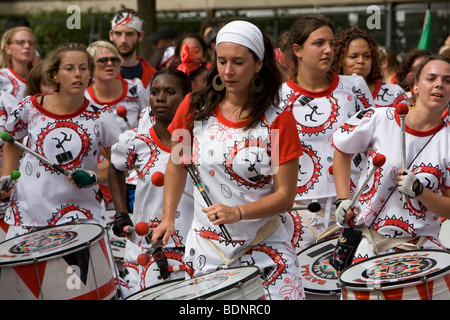 Les tambours au carnaval de Notting HBill 2009 Banque D'Images