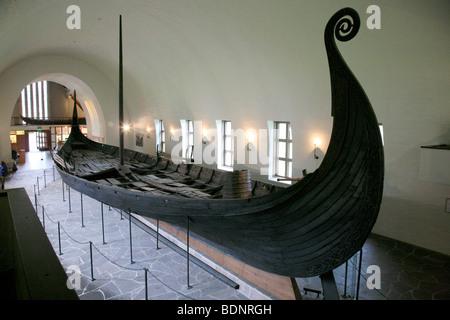 MUSÉE DES NAVIRES VIKINGS OSLO : Oseburg long Ship Skipet au Musée des navires vikings Bygdøy Oslo en Norvège Europe du Nord. Banque D'Images