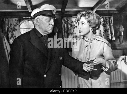 Le baron de l'écluse le baron de l'écluse Année : 1959 - France Jean Gabin, Micheline Presle Réalisateur : Jean Delannoy Banque D'Images