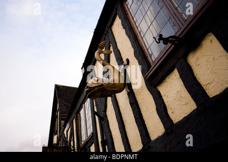 Ye Olde Dolphin Inn - Derby le plus vieux et le plus célèbre pub, datant de 1530. Banque D'Images