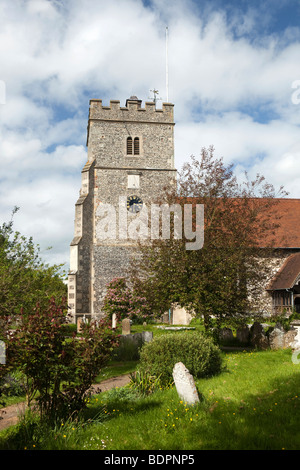 L'Angleterre, Berkshire, Beaconsfield, Holy Trinity Parish Church et cimetière Banque D'Images