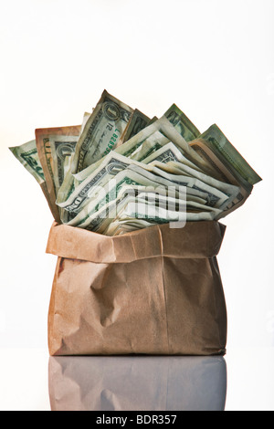 Sac d'argent sur fond blanc Banque D'Images