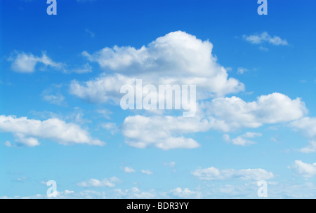 Grande image d'un moelleux parfait ciel bleu nuageux