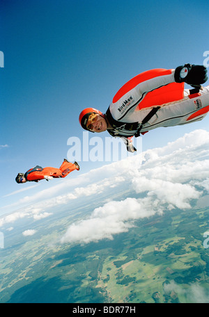 Deux cavaliers parachutistes de la Suède. Banque D'Images