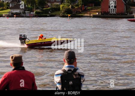 Bateau de Moteur de Course 23-07-09 Large Oulton Suffolk Lowestoft Banque D'Images