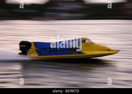 Bateau de Moteur de Course 23-07-09 Large Oulton Suffolk Lowestoft Banque D'Images