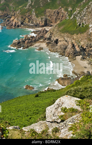 dh la Bette Bay ST MARTIN GUERNESEY baies de la côte sud et côte rocheuse et le Jaonnet Bay côte côte côte crique îles chenal Banque D'Images