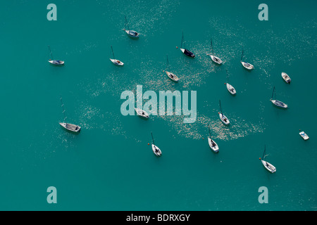 Bateaux du lac Woerth, photo aérienne, Carinthie, Autriche, Europe Banque D'Images