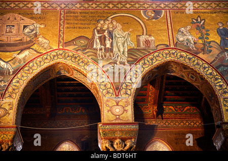 Mosaïques byzantines représentant des scènes de la Bible dans la cathédrale de Monreale - Palerme - Sicile Banque D'Images