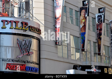 World Wrestling Entertainement (WWE) - attractions de Clifton Hill, Niagara, Canada Banque D'Images