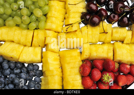 Plateau de fruits frais Banque D'Images