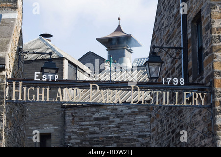 Eingang, entrée privée, Highland Park Distillery kirkwall, Orkney Islands, Scotland Banque D'Images