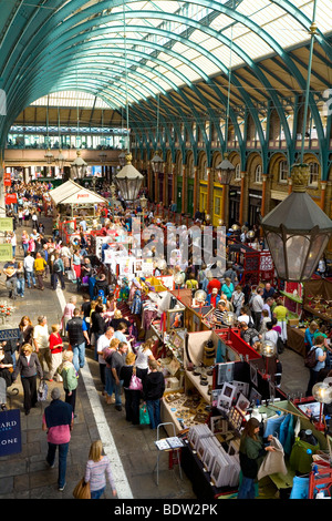 Le marché de Covent Garden 'Apple' à Londres Banque D'Images