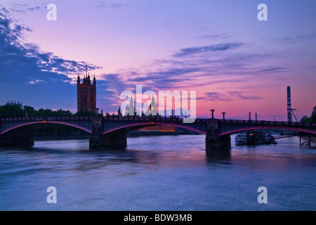 Coucher de soleil sur le pont de Lambeth Banque D'Images