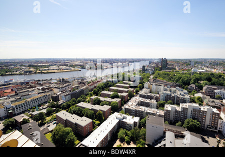 Avis de Hambourg à partir de l'église St Michaeliskirche, Elbe, Freeport, Blohm +Voss Dock, l'Allemagne, de l'Europe Banque D'Images