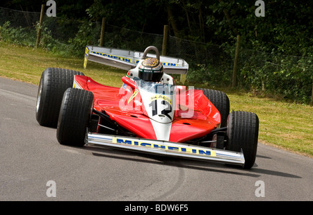 1978 Ferrari 312 T3 avec chauffeur Eddie Irvine à Goodwood Festival of Speed, Sussex, UK. Banque D'Images