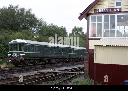 Automotrices diesels (DMU) Signal fort passage Cheddleton Banque D'Images