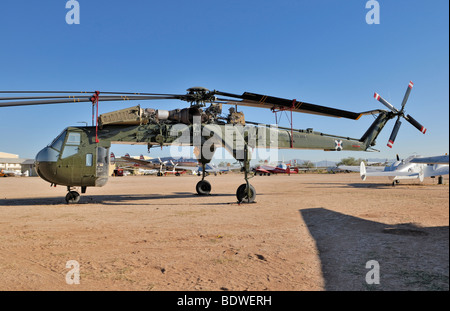 Hélicoptère Cargo, Sikorsky CH 54A, skycrane, depuis 1964, PIMA Air and Space Museum, Tucson, Arizona, USA Banque D'Images
