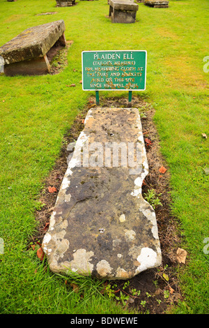 Le "vendre" Plaiden pierre dans le cimetière de la cathédrale de Dornoch. Banque D'Images