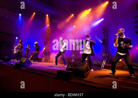 Les États-Unis bande a cappella 7 Naturellement live at the Blue Balls Festival dans la salle de concert du KKL de Lucerne, lieu Switzerla Banque D'Images