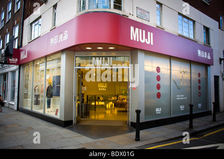 Muji store shop/vu de King's Road, Londres Banque D'Images