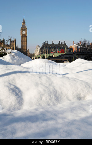 Londres : BIG BEN DANS LA NEIGE Banque D'Images