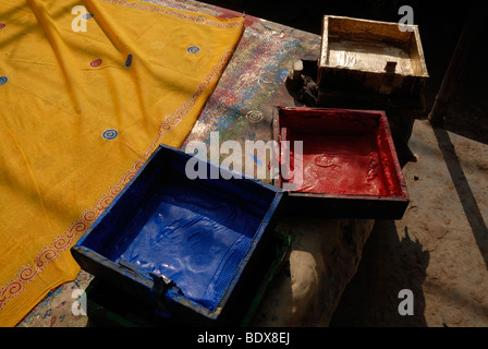 Bloquer l'impression sur tissu dans Bikaner Rajasthan Inde Banque D'Images
