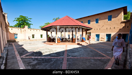 L'île de prison, anciennement le site où les esclaves étaient détenus avant leur expédition, Zanzibar, Tanzania, Africa Banque D'Images