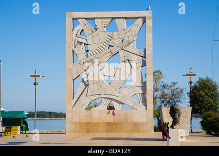 Monument à la mémoire des victimes du fascisme, Katarina, Rovinj, Istrie, Croatie, Europe Banque D'Images