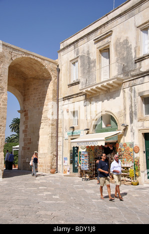 Porta Alfonsina, Vieille Ville, Otranto, Lecce Province, Région des Pouilles, Italie Banque D'Images