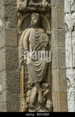 Le roi David à l'entrée sud (Puerta de las Platerias) Église de Santiago de Compostela, Espagne du nord, Galice, Espagne Banque D'Images