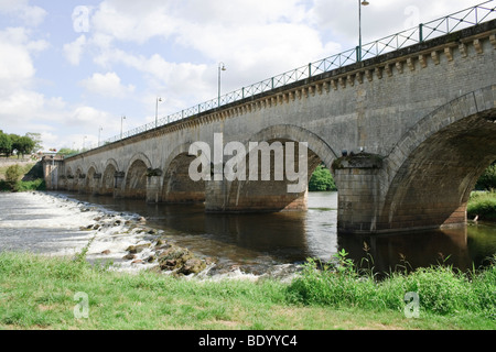 Bourgogne France Canal du Centre traverse la Loire à Digoin sur un pont-aqueduc Banque D'Images