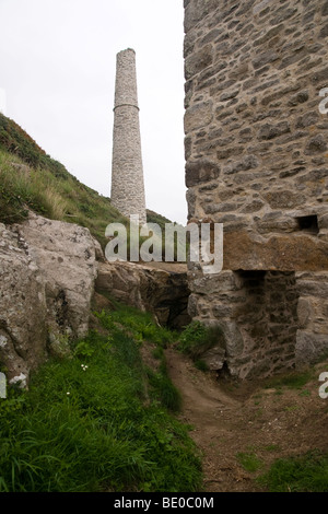 Cornish tine Mine, papule Trewavas près de Porthleven Banque D'Images