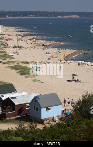 Profitez de l'été sur la plage de Hengistbury Head, Mudeford Spit, Christchurch, Dorset UK en été Banque D'Images