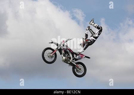 Cycle du moteur d'affichage Stunt Show Romsey Hampshire UK 2009 Banque D'Images