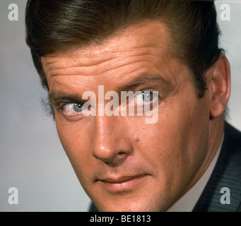 Le SAINT - UK TV series (1960) avec Roger Moore comme Simon Templar Banque D'Images