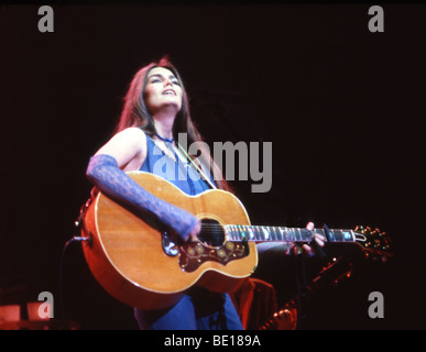 EMMYLOU HARRIS - chanteuse Country & Western US Banque D'Images