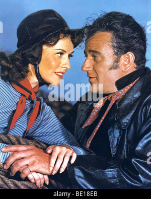 RIO GRANDE photo non promotionnels en costume pour 1950 film république avec John Wayne et Maureen O'Hara Banque D'Images