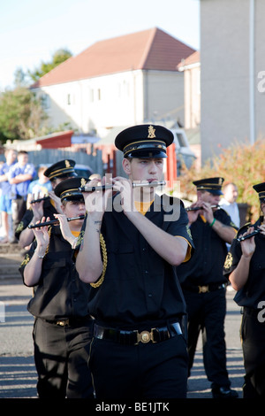 L'Abbaye de Kilwinning Star Band (flûte/loyaliste protestant) de la parade en Kilwinning, North Ayrshire, Scotland, UK Banque D'Images