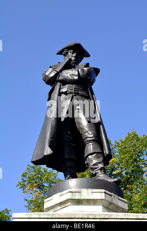 Statue de John Howard, St Paul's Square, Bedford, Bedfordshire, England, UK Banque D'Images