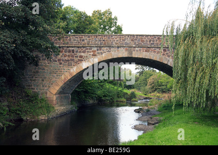 Aberrhiw, Village of Berriew, pont au-dessus de la rivière, * Plusieurs autres calvaires parsèment Montgomeryshire, Powys, Powis, pays de Galles, Royaume-Uni Royaume-Uni, Europe. Banque D'Images