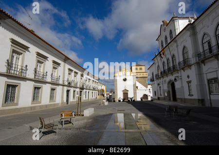 El Salvador église de Praça do Sertorio, Evora. Alentejo, Portugal Banque D'Images