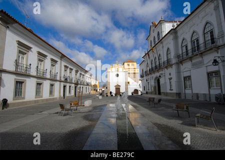 El Salvador église de Praça do Sertorio, Evora. Alentejo, Portugal Banque D'Images