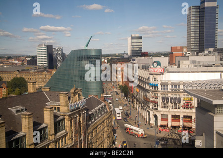 Manchester England UK regarder sur le Printworks, bâtiment historique de capsule de la Roue des hommes dans Exchange Square Banque D'Images