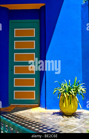 Un détail graphique de l'ancien studio de Jacques Majorelle, maintenant le Musée au Jardin Majorelle à Marrakech Banque D'Images