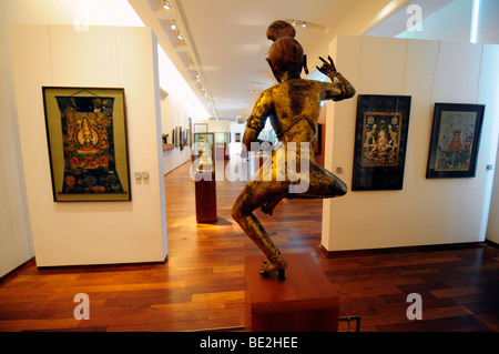 Intérieur de la musée Guimet, un musée consacré à l'Asie et de l'indochine arts à Paris, France. Banque D'Images