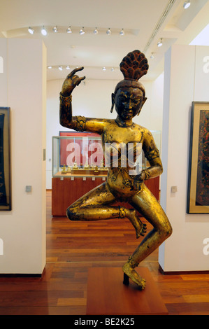 Intérieur de la Musée Guimet, un musée consacré à l'art asiatique dans le centre de Paris, France. Banque D'Images